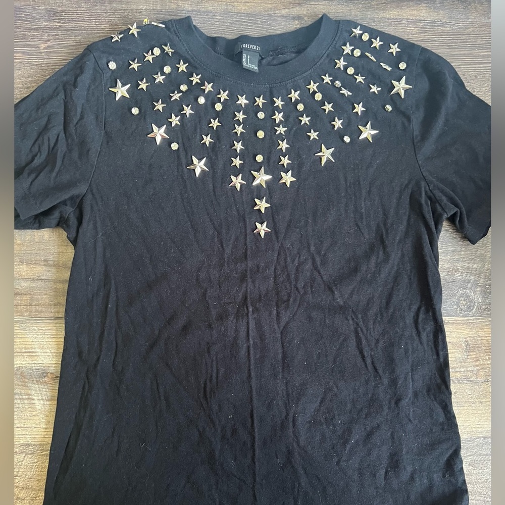 Forever 21 short sleeve T-shirt , size 4, black